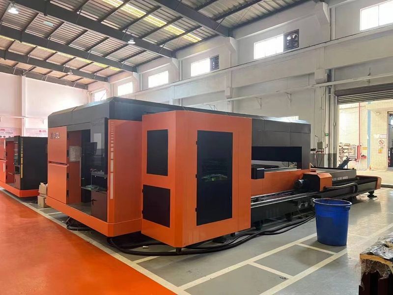 Станок лазерной резки листов и труб TSK Laser серия GT 1.5-3 кВт полностью закрытый (GT1530-1.5кВт) 000027749 фото